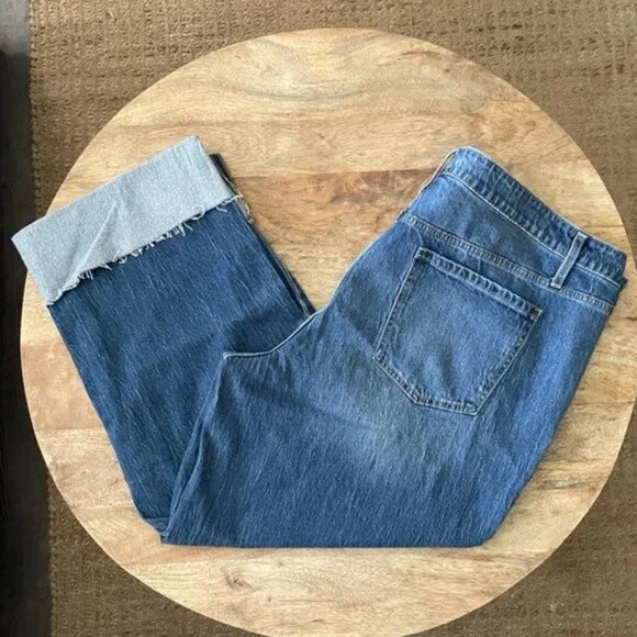 NEW 26W Women's Dark Wash High Rise Jeans - Picture 3 of 3